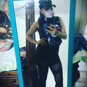 Meet your Posher, Estrella